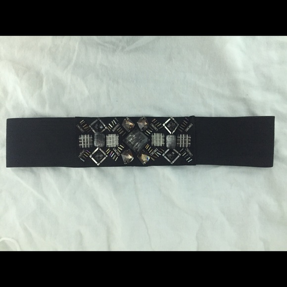BCBG Maxmaria belt - Picture 1 of 3